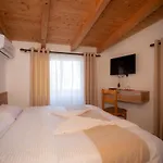 Grandpa's House Hotel