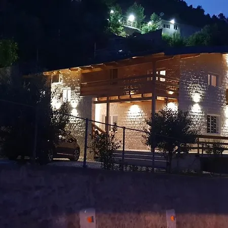 Hotel Grandpa's House *