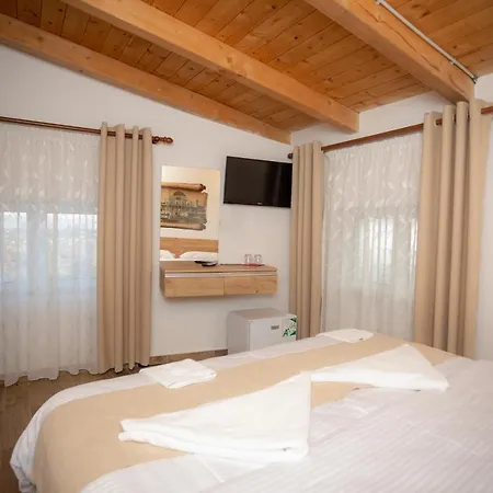 Grandpa's House Hotel *