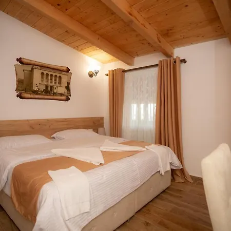 Ξενοδοχείο Grandpa's House Bahçallëk