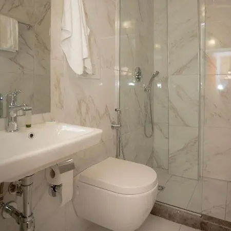 Grandpa's House Ξενοδοχείο Bahçallëk