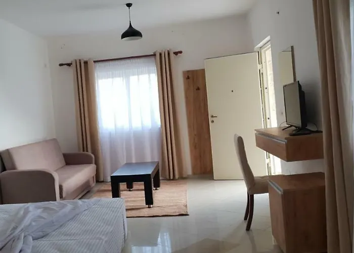 Ξενοδοχείο Grandpa's House Bahçallëk