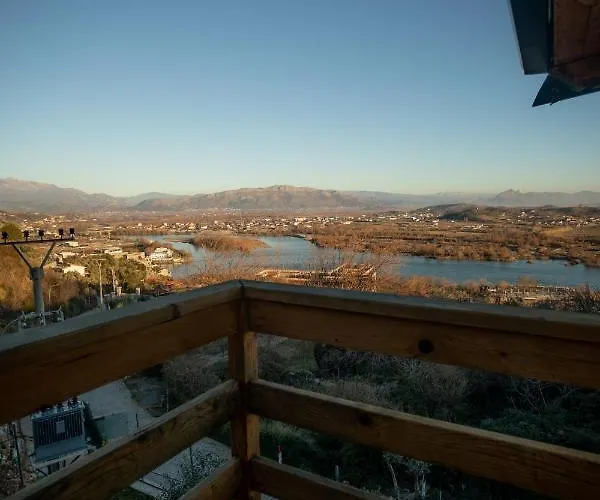 Grandpa's House Bahçallëk